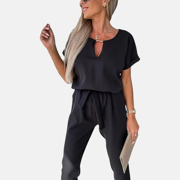 Mirla | Elegant, Festlig Kortärmad Damen-Jumpsuit för Sommaren-Eva Jonsson