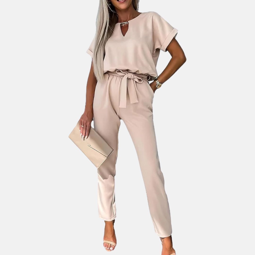 Mirla | Elegant, Festlig Kortärmad Damen-Jumpsuit för Sommaren-Eva Jonsson