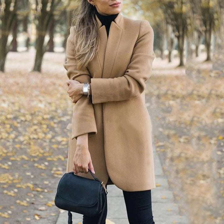 Mirla | Elegant Kort Jacka för Fritid och Arbete-Eva Jonsson