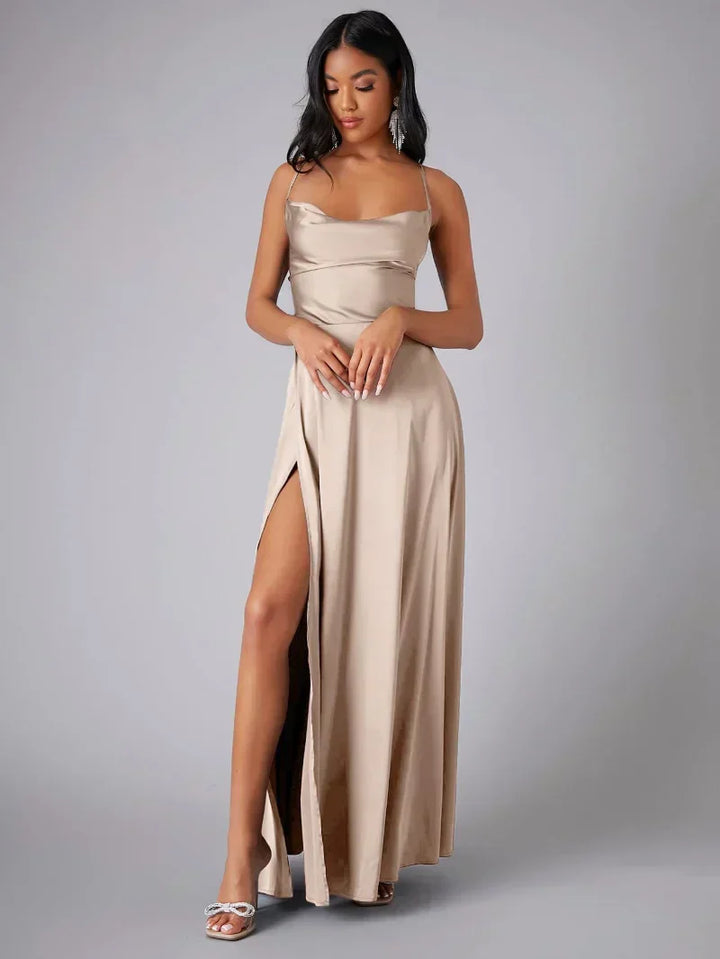 Mirla | Elegant Maxiklänning i Satin-Eva Jonsson