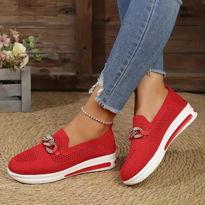 Mirla | Elegant Slip-On-Loafers med kedjedetalj för kvinnor-Eva Jonsson