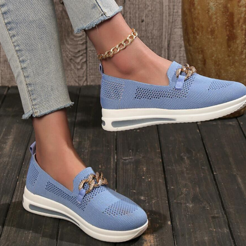 Mirla | Elegant Slip-On-Loafers med kedjedetalj för kvinnor-Eva Jonsson