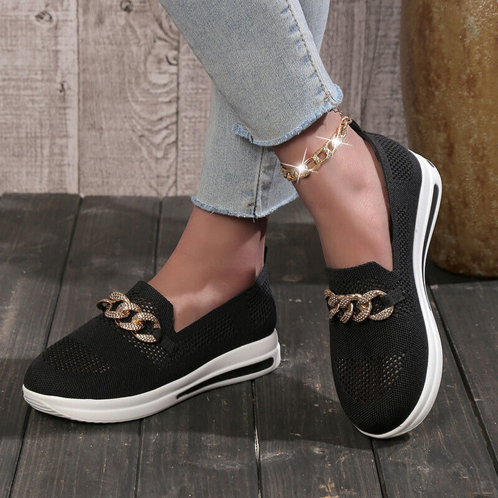 Mirla | Elegant Slip-On-Loafers med kedjedetalj för kvinnor-Eva Jonsson