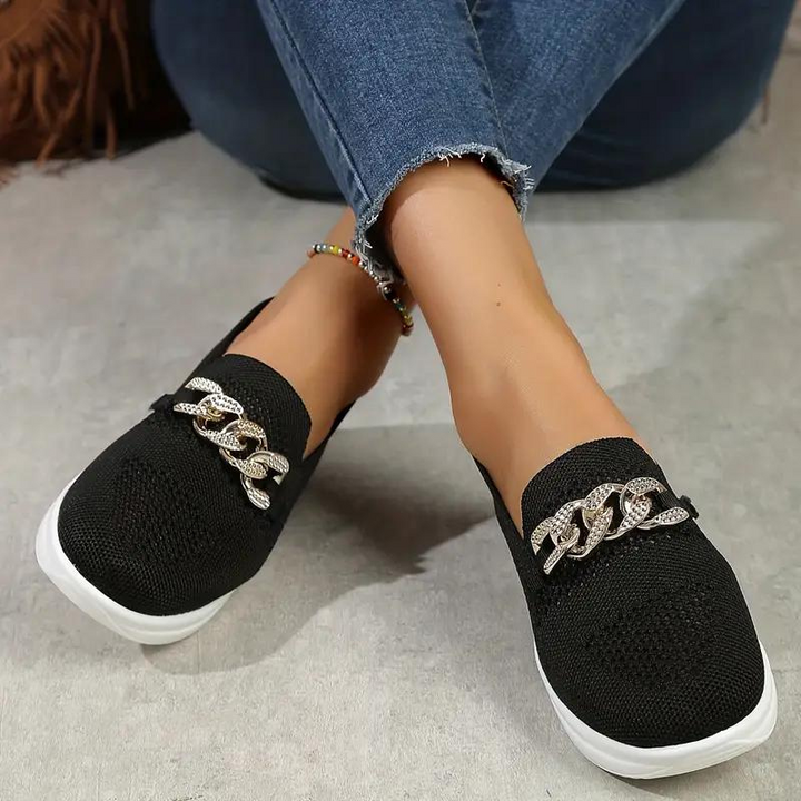 Mirla | Elegant Slip-On-Loafers med kedjedetalj för kvinnor-Eva Jonsson