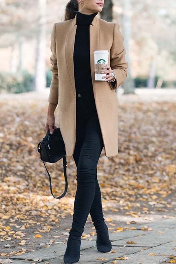 Mirla | Elegant kappa med ståkrage-Eva Jonsson