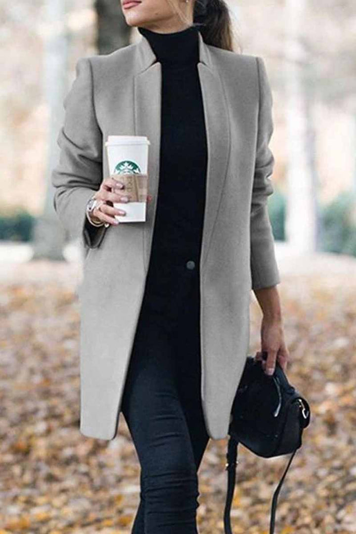 Mirla | Elegant kappa med ståkrage-Eva Jonsson