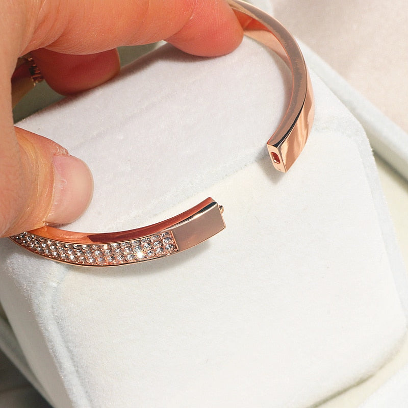 Mirla | Elegant kristallarmband-Eva Jonsson