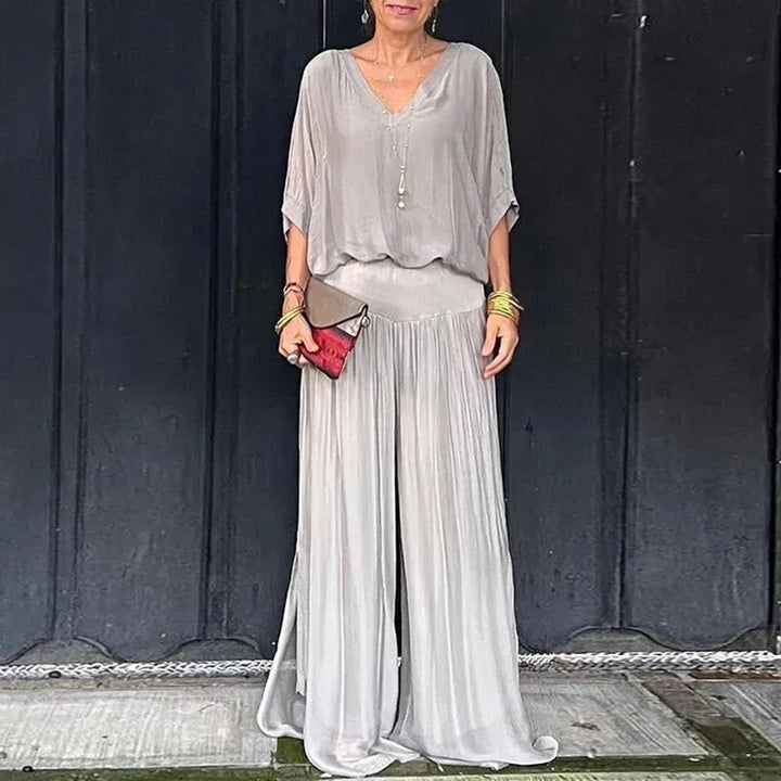 Mirla | Elegant tvådelat set av chiffong topp och byxor med vida ben-Eva Jonsson