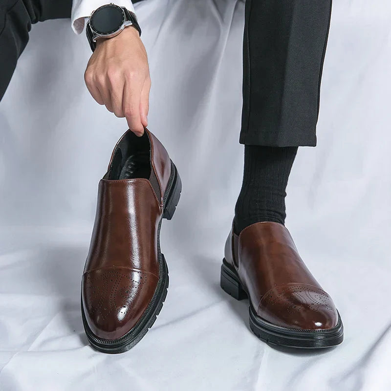 Mirla | Eleganta Herrskor Klassiska Slippers Kostymskor med Elegant Bearbetning-Eva Jonsson