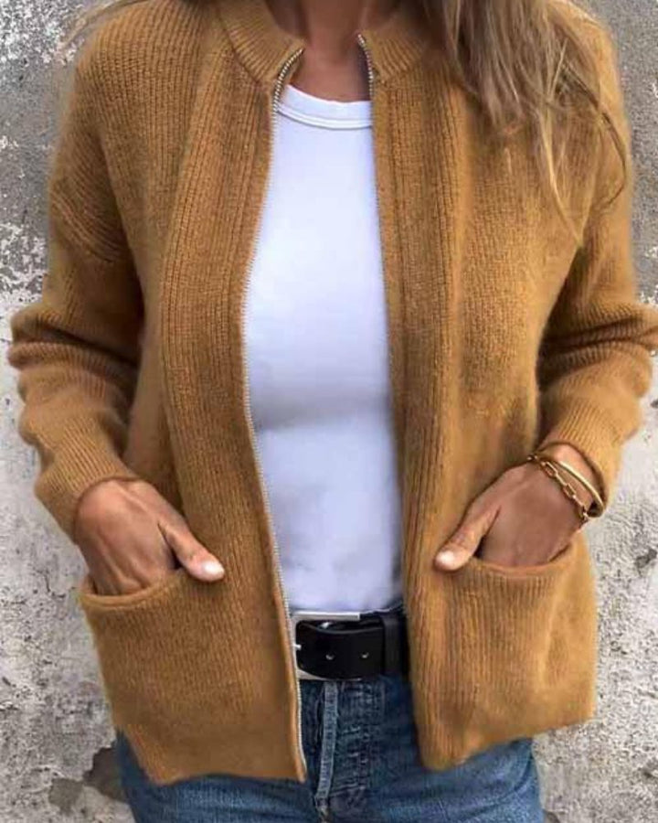 Mirla | Enkel Jacka med Klassisk Dragkedja Design-Eva Jonsson
