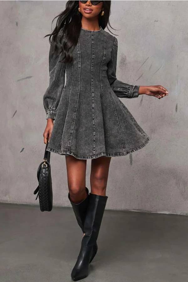 Mirla | Fade Into You Denim Princessline Ryggdragkedja Flare Stretch Mini Klänning-Eva Jonsson