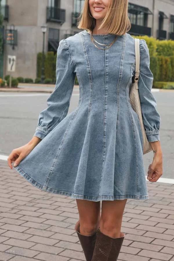 Mirla | Fade Into You Denim Princessline Ryggdragkedja Flare Stretch Mini Klänning-Eva Jonsson