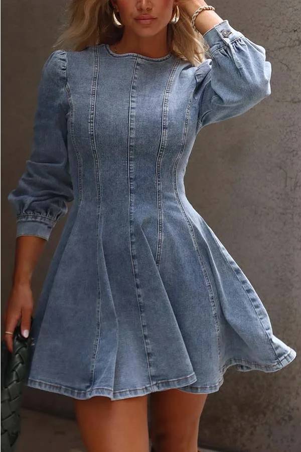 Mirla | Fade Into You Denim Princessline Ryggdragkedja Flare Stretch Mini Klänning-Eva Jonsson