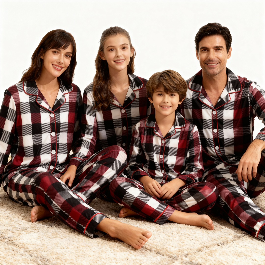Mirla | Familj Jul Röd och Vit Rutigt Knäppning Pyjamas Set-Eva Jonsson
