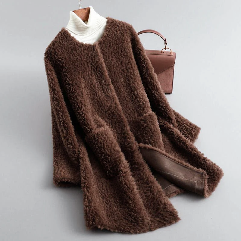 Mirla | Faux Shearling Midikappa med Rundhalsutskärning-Eva Jonsson