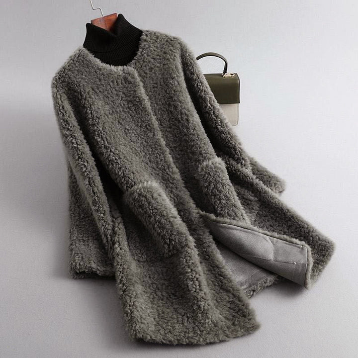 Mirla | Faux Shearling Midikappa med Rundhalsutskärning-Eva Jonsson