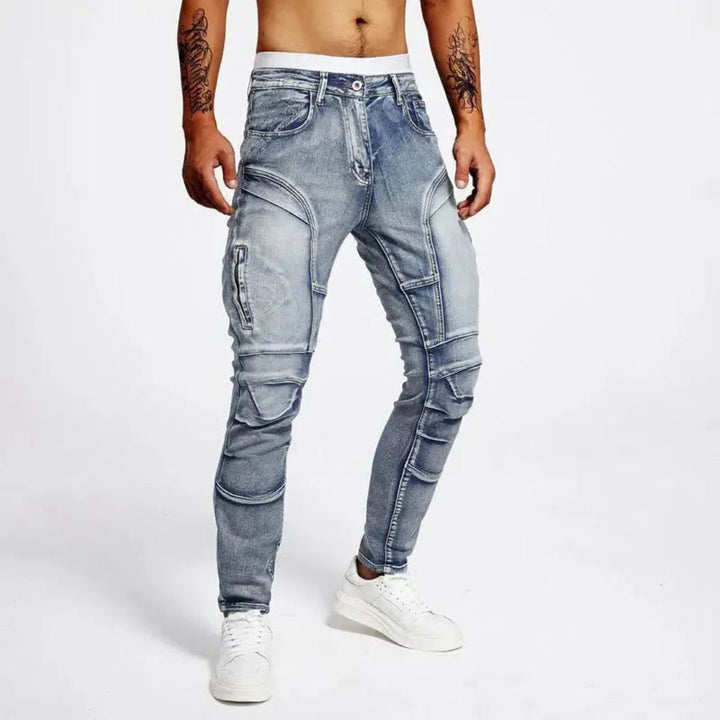 Mirla | Fit Moto Jeans I Premium Stretch-Denim med Panel Sömmar-Eva Jonsson