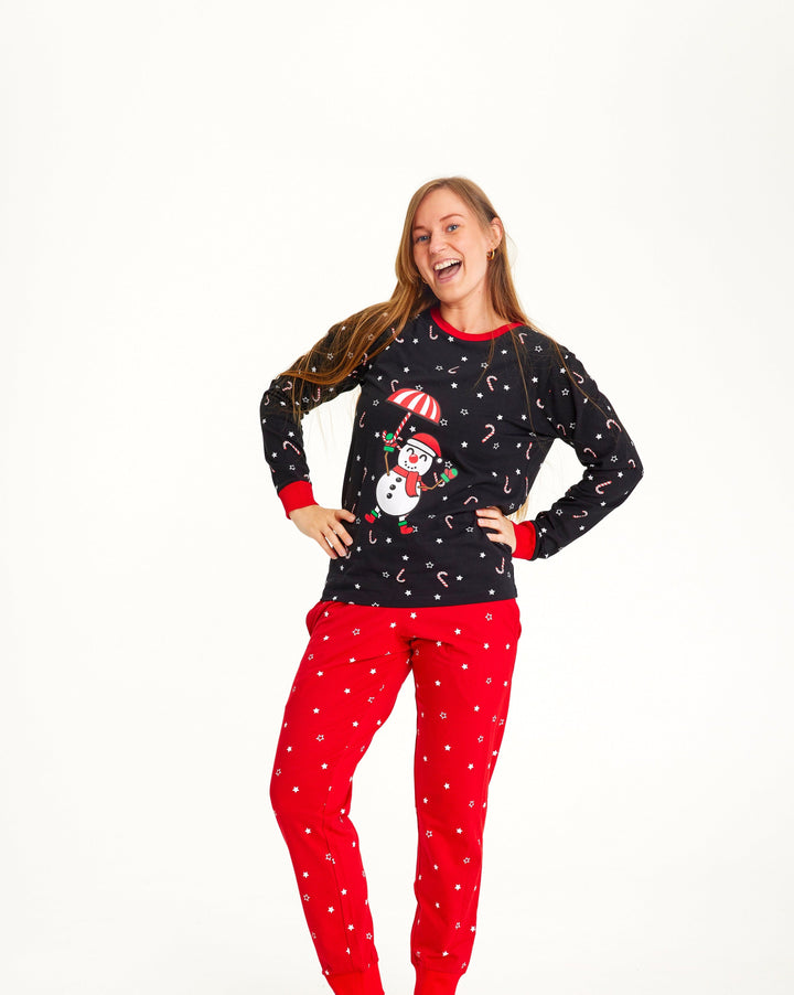 Mirla | Flygande Snögubbe Jul Pyjamas Kvinnor-Eva Jonsson