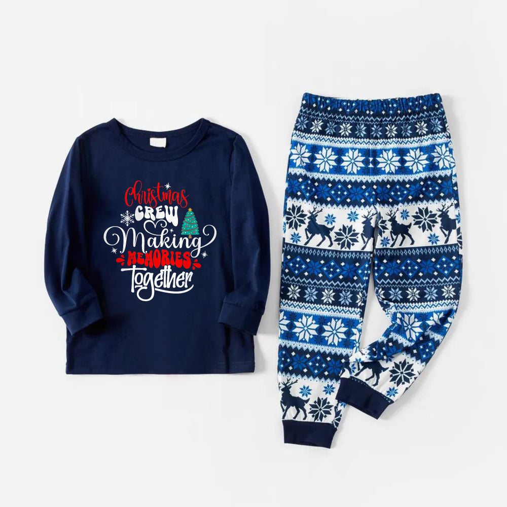 Mirla | Glad Blå Jul-Pyjama-Set med Familjeslogan-Designs-Eva Jonsson