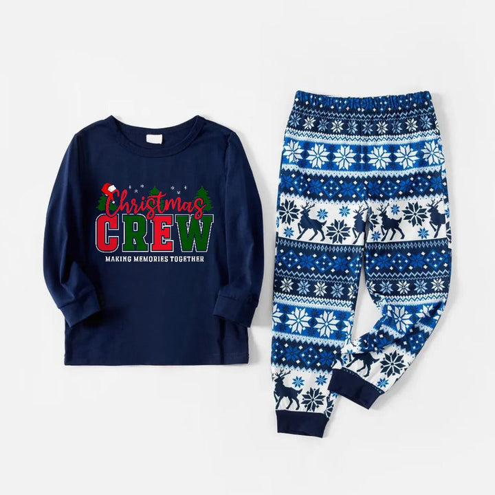 Mirla | Glad Blå Julpyjamas-Set med Festliga Semester-Slogans-Eva Jonsson