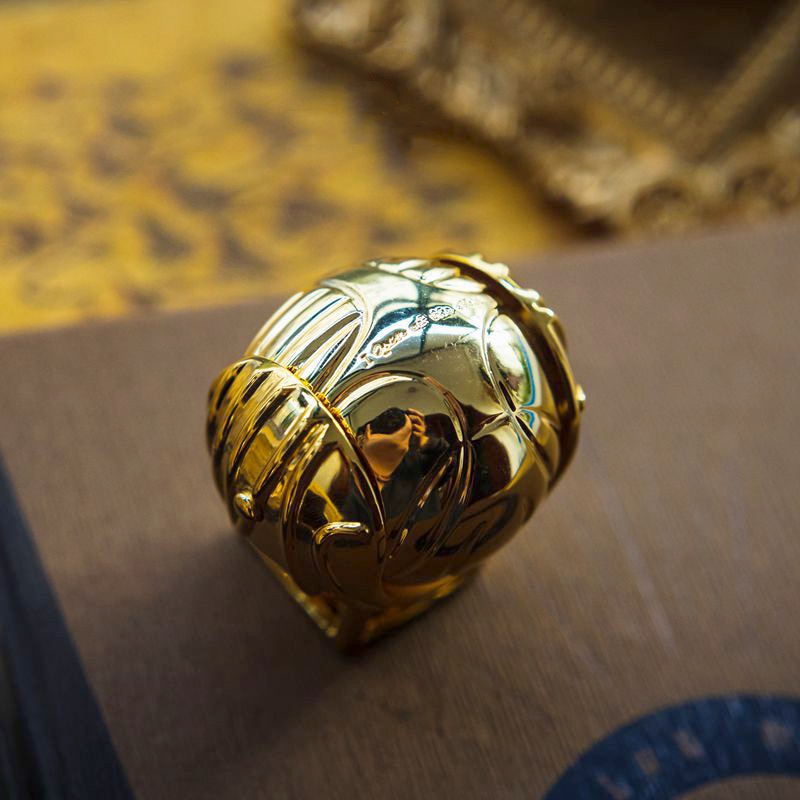 Mirla | Golden Fang | Guldpläterad 18k Skatt Ring Box rörlig Lyx Smycken-Eva Jonsson