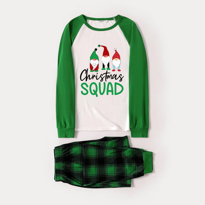 Mirla | Grönt Raglan-Topp Grön Rutigt Jul-Pyjama-Set med Gnom och Christmas Squad Tryck-Eva Jonsson