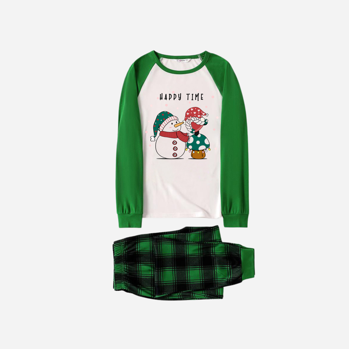 Mirla | Grönt Raglanöverdel Grönt Rutigt Julpyjamas-Set med Snögubbe och Tomte och Happy Time Texttryck-Eva Jonsson