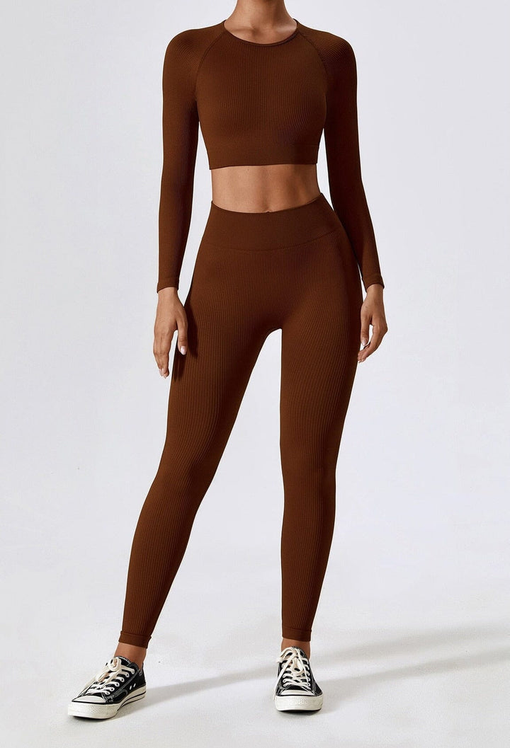 Mirla | Grove-tröjset – Leggings + Topp-Eva Jonsson