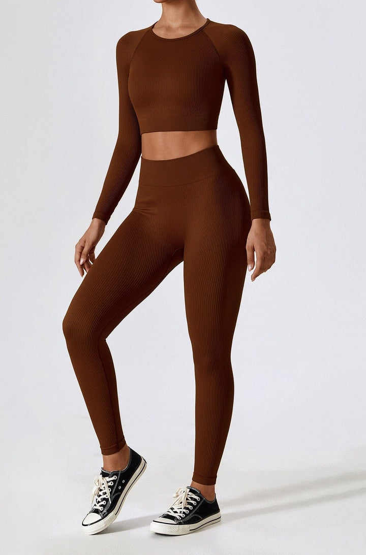 Mirla | Grove-tröjset – Leggings + Topp-Eva Jonsson