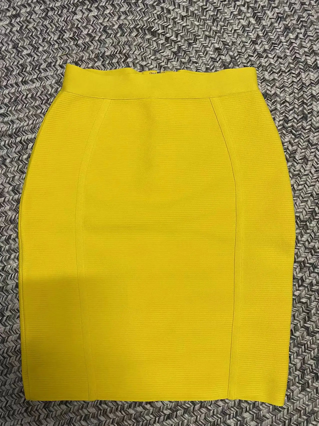 Mirla | Gul färg kvinnor Sexig Bodycon Minikjol Rayon Bandage Mode Nattklubb Festkläder Festkjolar Hög Kvalitet-Eva Jonsson