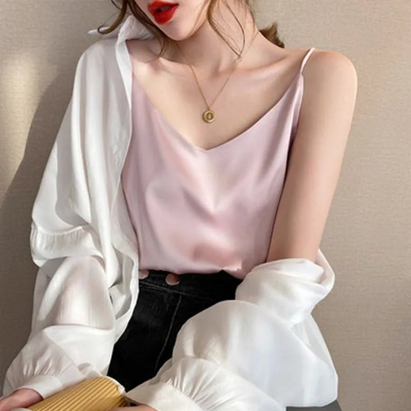 Mirla | Hals Satin Crop Top Dam-Eva Jonsson