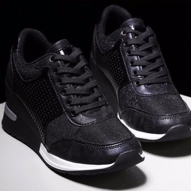 Mirla | Högklackad sneaker med kiladesign för kvinnor-Eva Jonsson