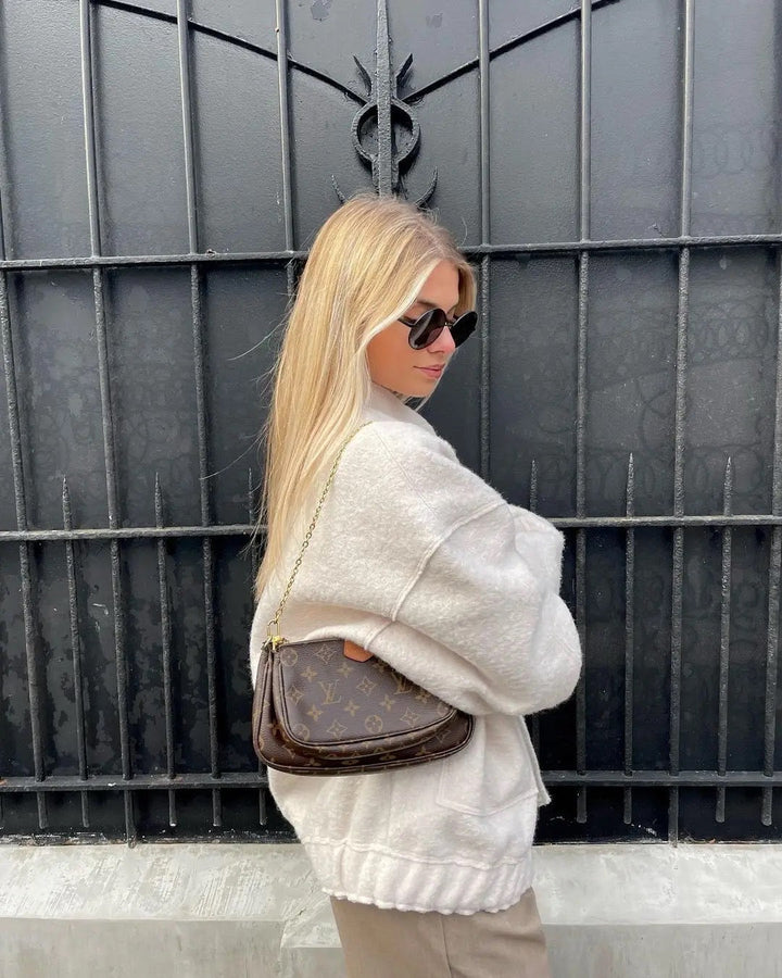 Mirla | Jacka med klassisk design för kvinnor-Eva Jonsson