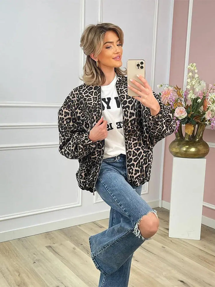 Mirla | Jacka med leopardmönster för damer-Eva Jonsson