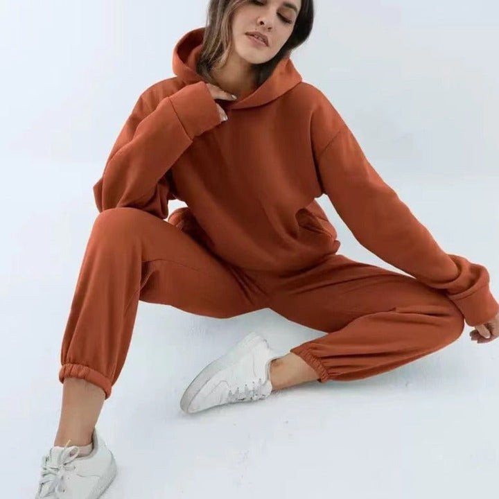 Mirla | Jacquelyn Ultimate Comfort Sweatpants & Hooded Sweater Set-Eva Jonsson