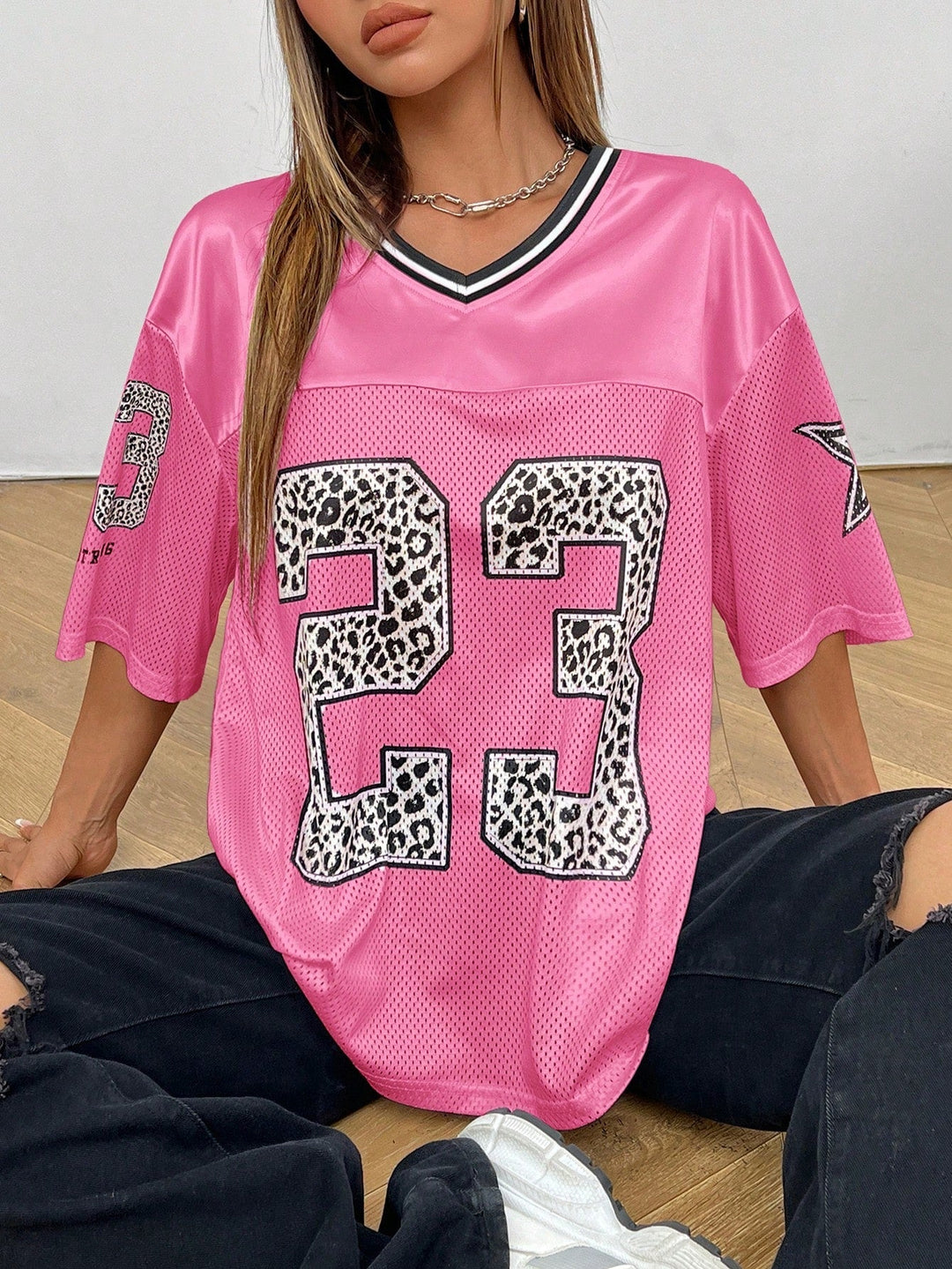 Mirla | Jersey Shirt med djurmönster Sportig, trendig och streetstyle redo-Eva Jonsson