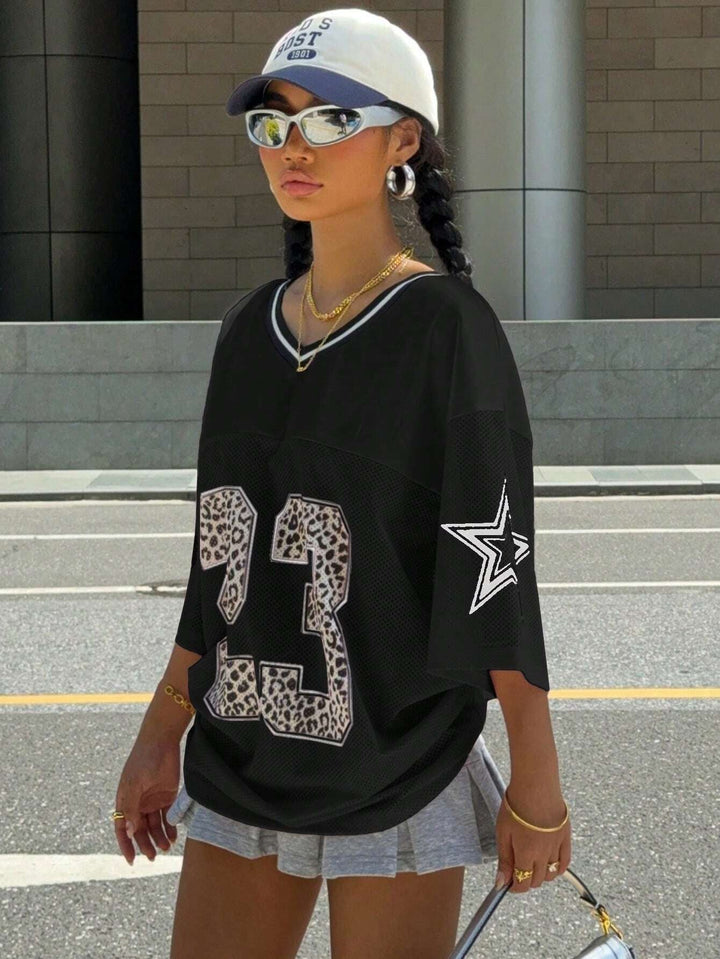 Mirla | Jersey Shirt med djurmönster Sportig, trendig och streetstyle redo-Eva Jonsson