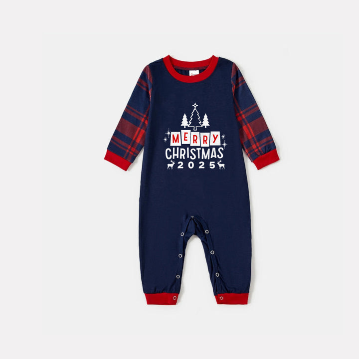 Mirla | Jul Familje Matchande Pyjamas - Marindubbel & Röd Rutigt Pj-Set med God Jul Tryck-Eva Jonsson