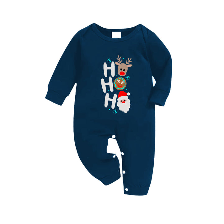 Mirla | Julfamilj-Matchande Pyjamas - Marinblå & Ljusblå Rutiga Pyjamas-Set med Holiday Ho Ho Ho Tryck-Eva Jonsson