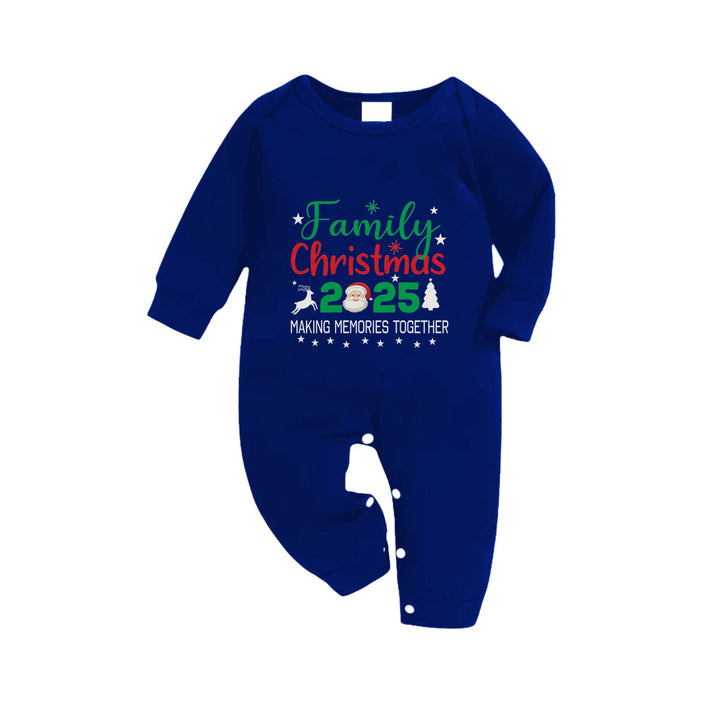 Mirla | Julfamilj Matchande Pyjamas - Navy & Vit Rutigt Pj-Set med Familjejul 2025 och Jultomte-Mönstertryck-Eva Jonsson