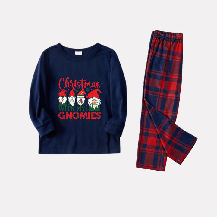Mirla | Julfamilj Passande Pyjamas - Marinblå och Röd Rutmönstrad Pjs-Set med Jul med Mina Gnomies Tryck-Eva Jonsson