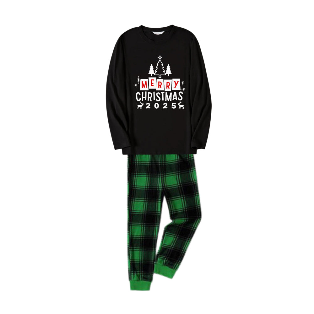 Mirla | Julfamilj-Pyjama-Matchning - Svart Topp och Grön Rutig Byxa Pjs-Set med God Jul 2025 Tryck-Eva Jonsson