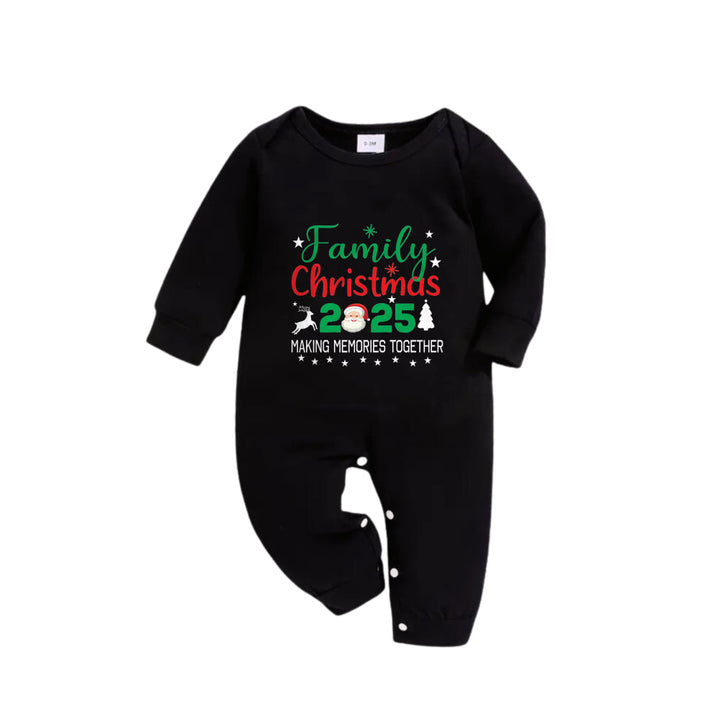 Mirla | Julfamilje Matchande Pyjamas - Svart Topp och Gröna Rutiga Byxor Pjs-Set med Familj-Jul 2025 och Jultomte-Mönstertryck-Eva Jonsson