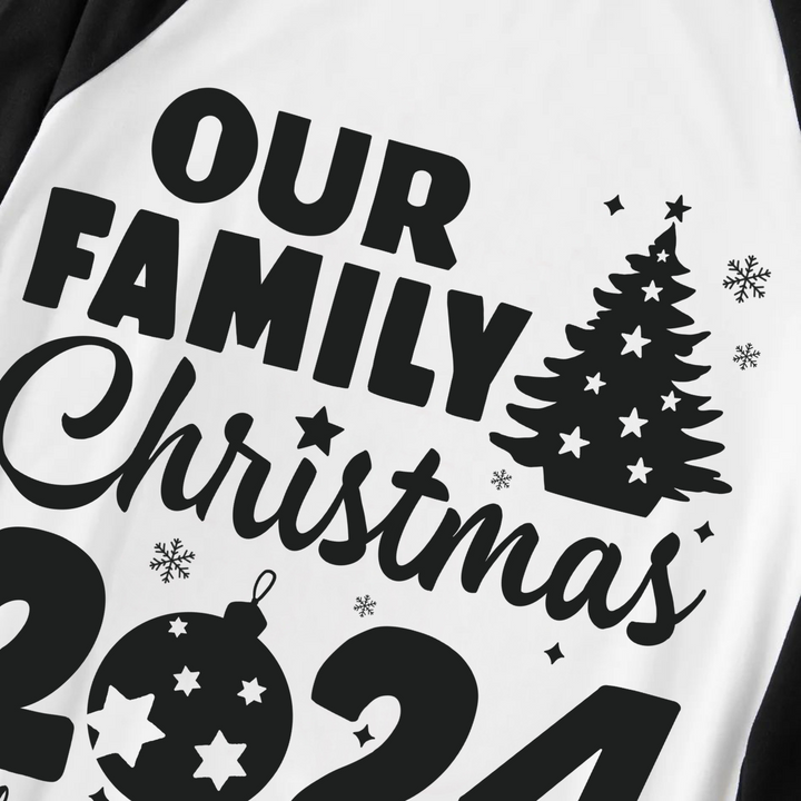 Mirla | Julgran & 2024 Minnen Tillsammans Skapa Mönstrade Svarta Ärmar Kontrast Toppar och Svart- och Grönrutig Byxa Familjekväll Pyjamas Set med Hundbandana-Eva Jonsson