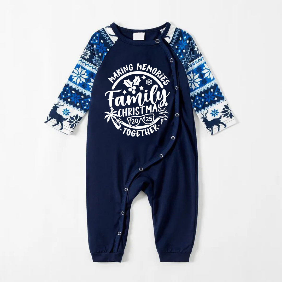 Mirla | Julminnen Tillsammans 2025 Tryck Blå Familjeanpassad Pyjamas med Hundbandana-Eva Jonsson
