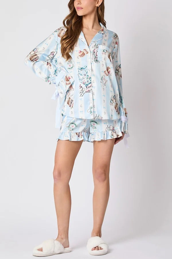 Mirla | Julmode Tryckt Fluga Topp och Elastisk Midja Volang Shorts Set-Eva Jonsson