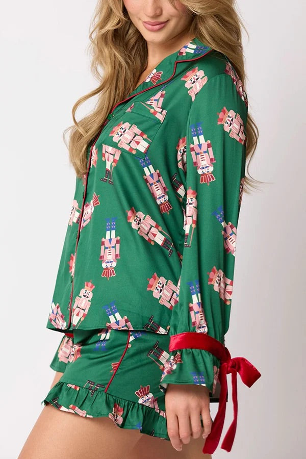 Mirla | Julmode Tryckt Fluga Topp och Elastisk Midja Volang Shorts Set-Eva Jonsson