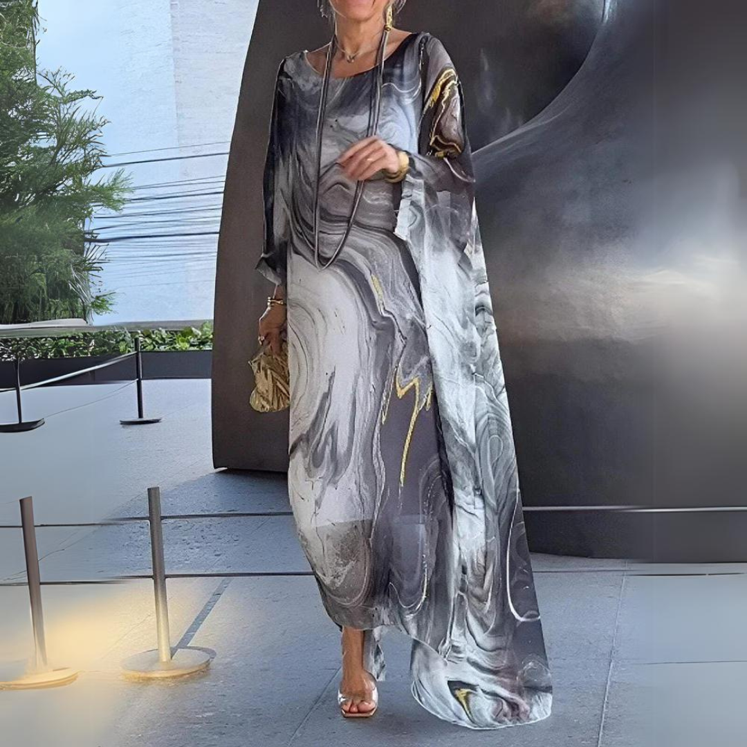 Mirla | Kaftan Klänning Flödande Lätt Tyg Elegant Löst Snitt Breda Ärmar-Eva Jonsson