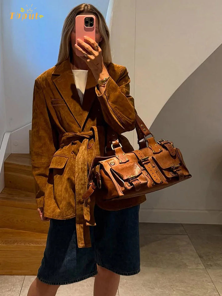 Mirla | Kappa - Chic Mockajacka med Bälte och Långa Ärmar för Hösten-Eva Jonsson