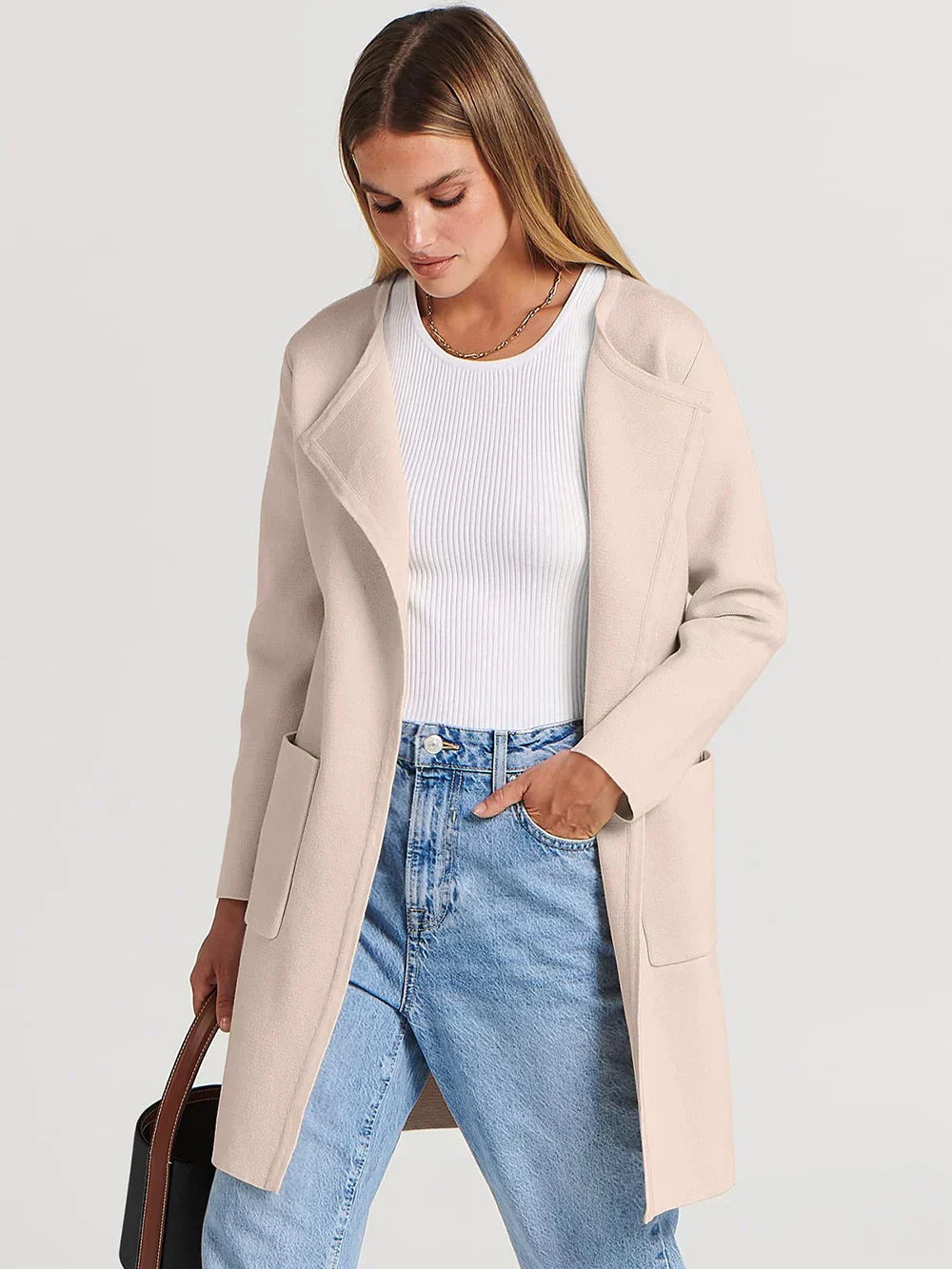 Mirla | Kappa Lös Passform Knälång Bred Revers Minimalistisk Design-Eva Jonsson